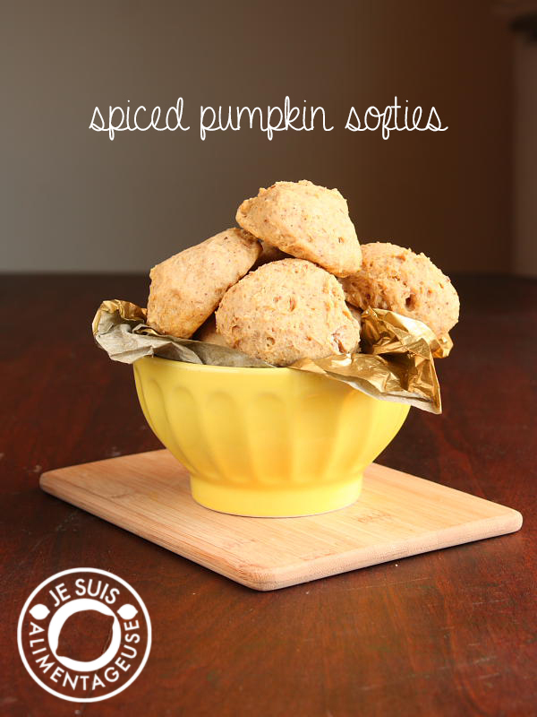 Spiced Pumpkin Softies | alimentageuse.com #cookies #potluck #pumpkin #vegan