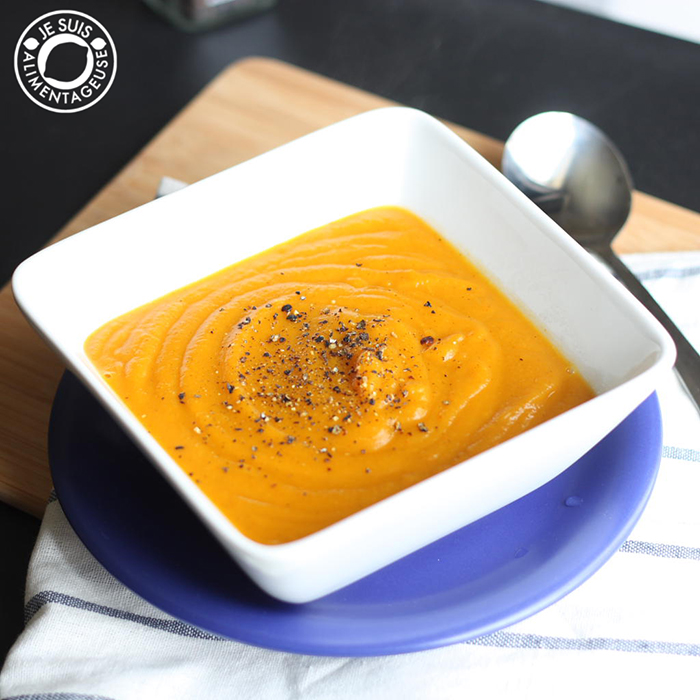 Butternut Squash and Carrot Soup | Je suis alimentageuse