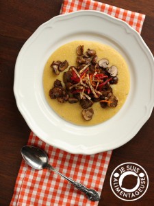 Polenta with Caramelized Mushrooms | alimenageuse.com - A wonderfully vegan, filling