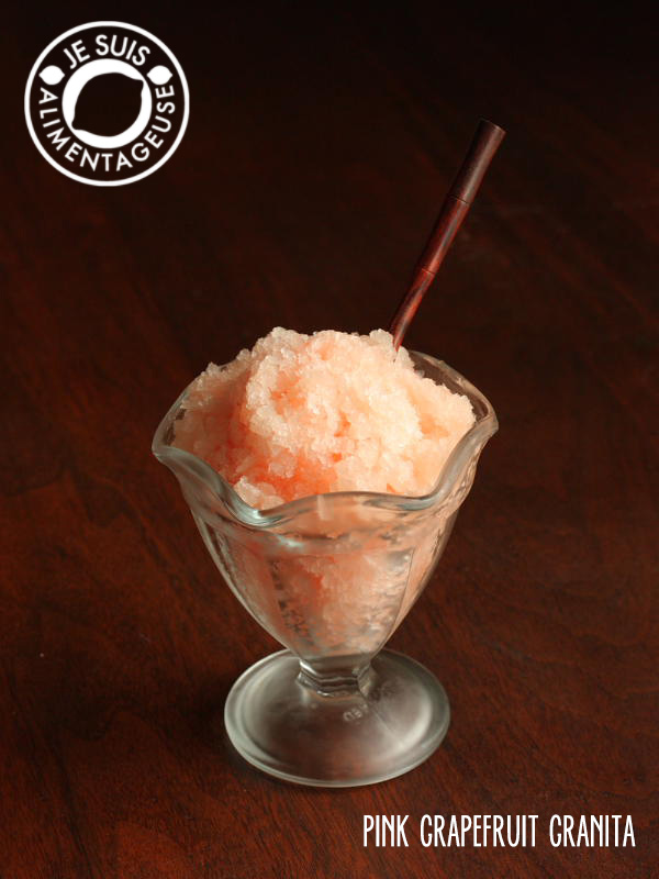 Pink Grapefruit Granita - The most amazing treat for a hot day, only 2 ingredients! | alimentageuse.com #summer #granita #grapefruit #dessert #frozen