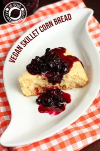 Skillet Cornbread with Blueberry Sauce | Perfect for ice cream, corn bread, toast, whatever! | alimentageuse.com #blueberry #sauce #cornbread