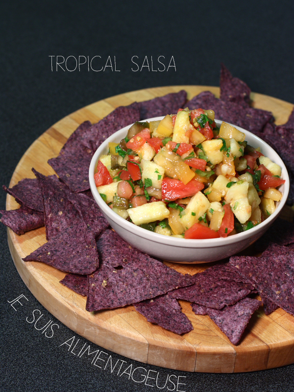 Tropical Salsa | a perfect #party #appetizer with a little kick =) | alimentageuse.com  #vegan #glutenfree #shop #cbias