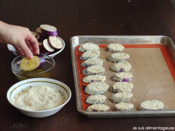 Almond Crusted Baked Eggplant - Finger food with tons of protein! #appetizerweek