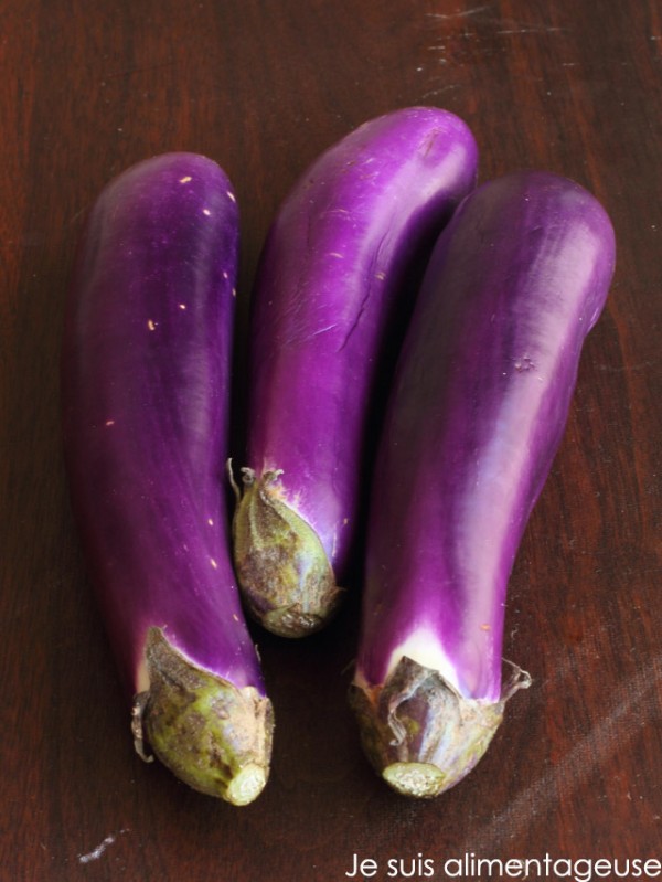 Almond Crusted Baked Eggplant - Finger food with tons of protein! #appetizerweek