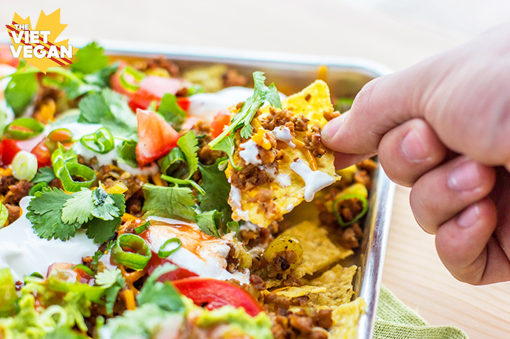 VEGAN NACHOS SUPREME | The Viet Vegan | For those late night cravings, but HEALTHIER!