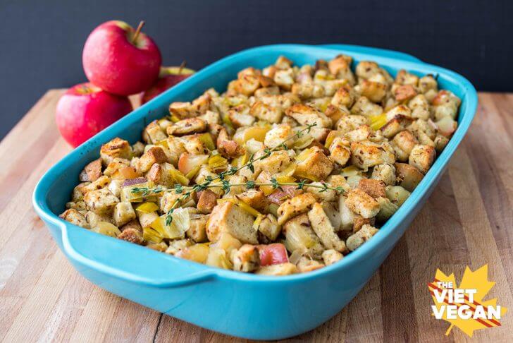 Vegan Stuffing with Leek and Apple | The Viet Vegan