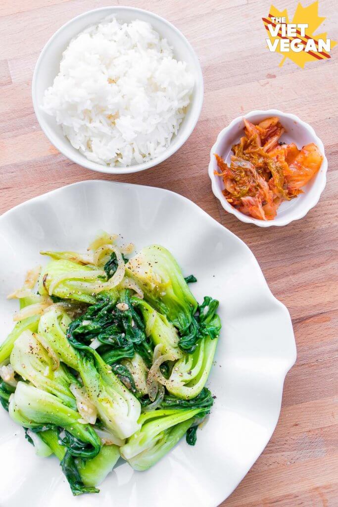 Garlic Bok Choy | The Viet Vegan | One of my favourite ways to eat bok choy :)