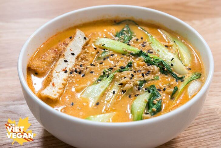 Vegan Cheese Curry Ramen