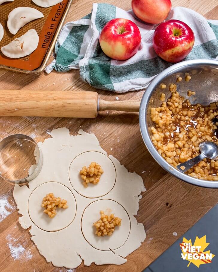 SweeTango-Apple-Hand-Pies-filling-hand-pies