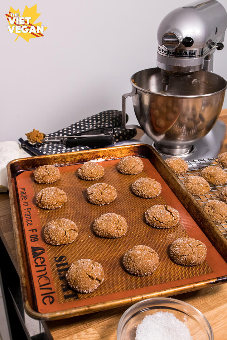 Vegan Ginger Molasses Cookies