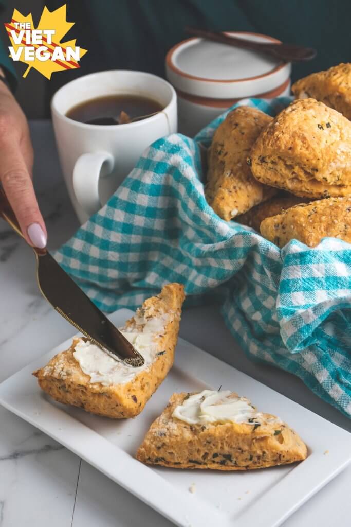 Tomato Basil Scones | The Viet Vegan