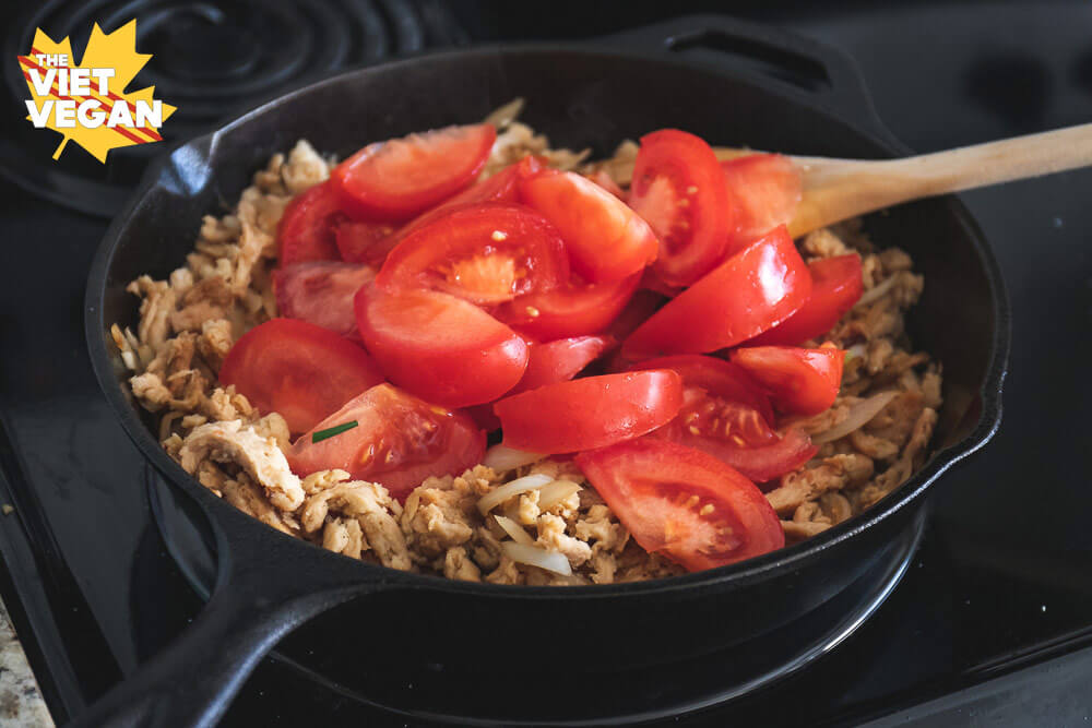 Vegan Tomato Stir Fry Salad Salad trộn cà chua The Viet Vegan