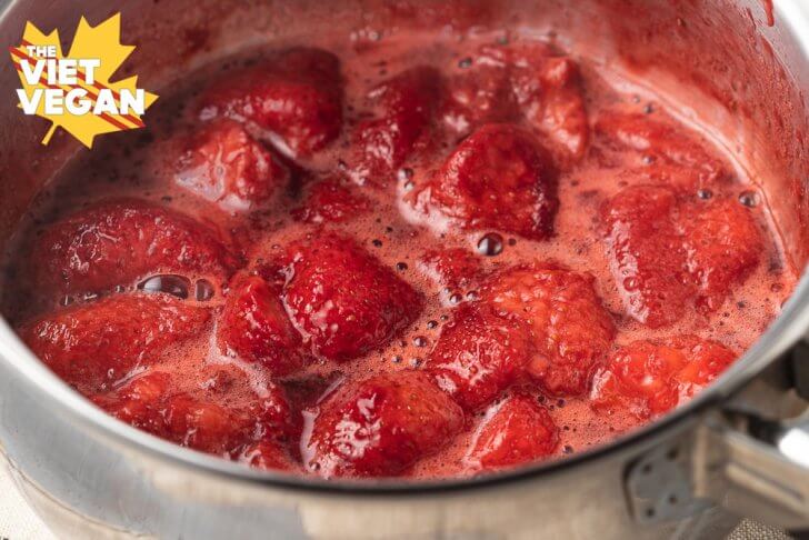 california strawberry jam on cookies