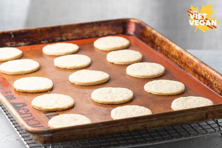 Baked cookies on baking sheet