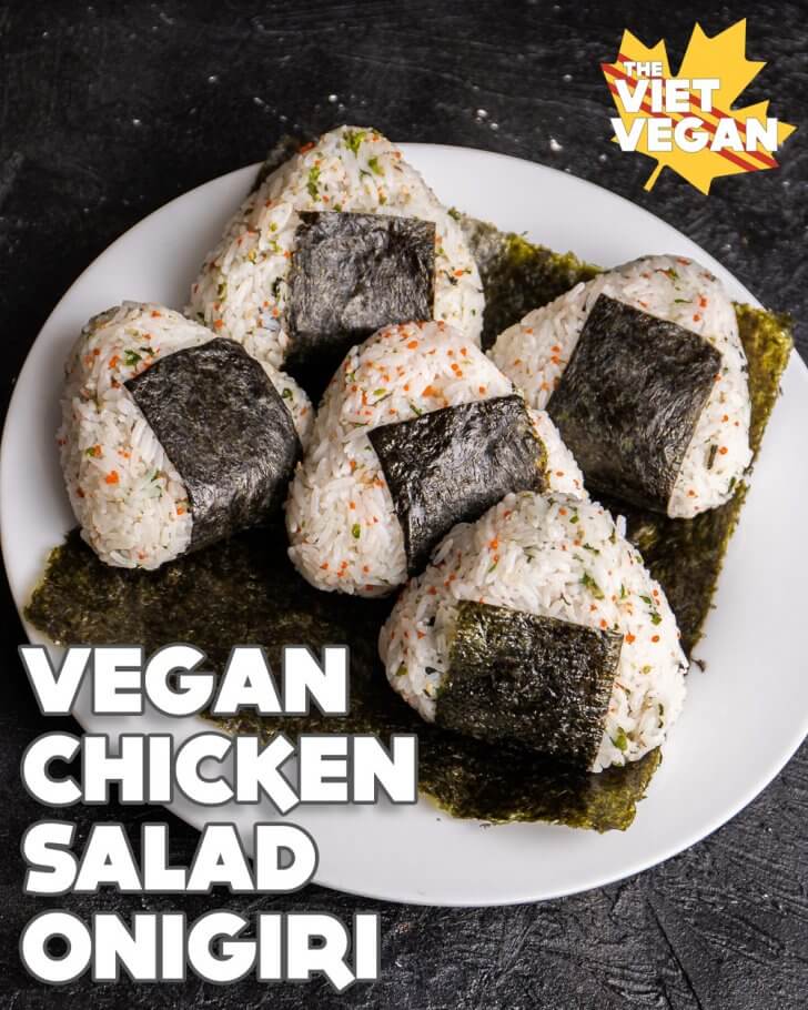 onigiri on a plate, text overlay