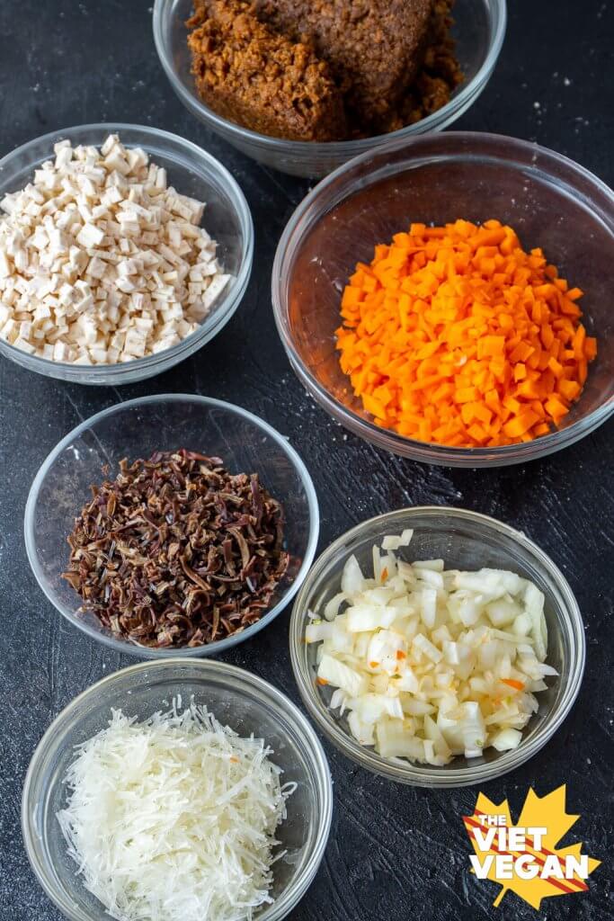 ingredients for the spring roll filling in bowls
