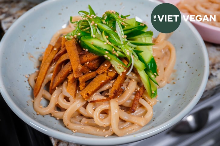 Easy Sesame Udon Noodles in 15 Minutes (hot or cold!)